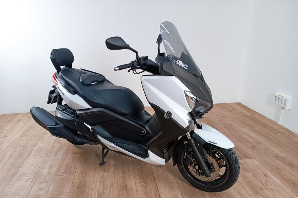 Yamaha X-Max 400 Tech Max (2020) (2)