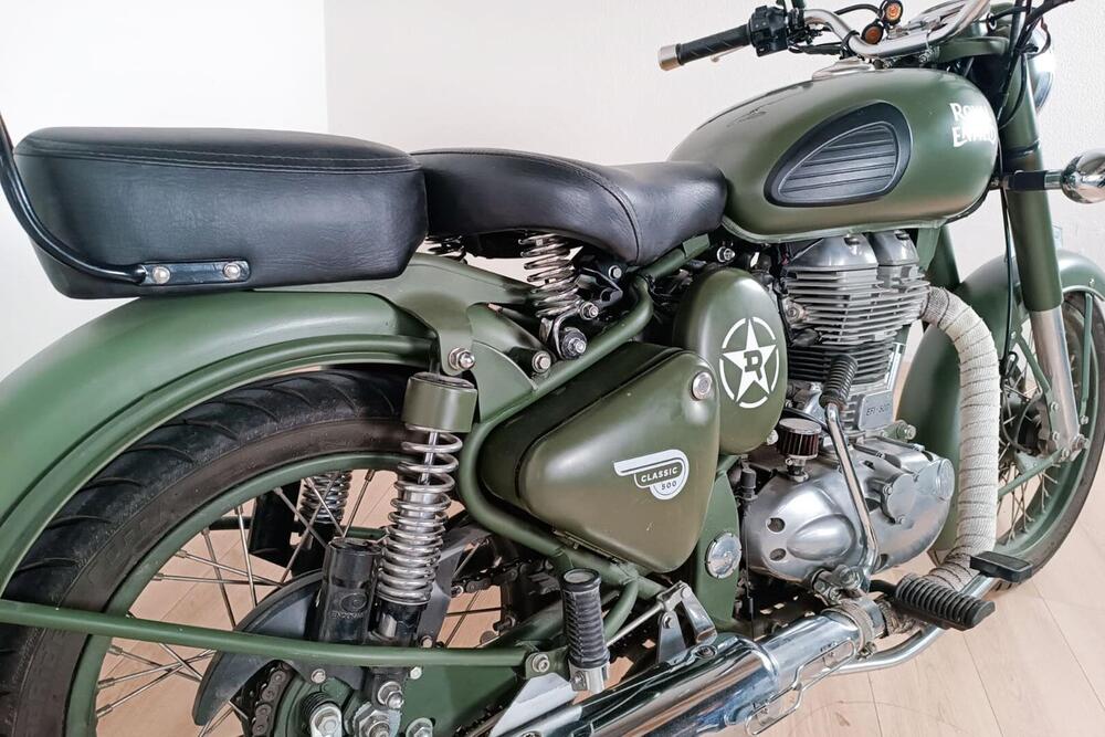 Royal Enfield Bullet 500 Classic EFI - Battle Green (2011 - 16) (4)