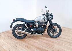 Triumph Street Twin 900 (2017 - 18) usata