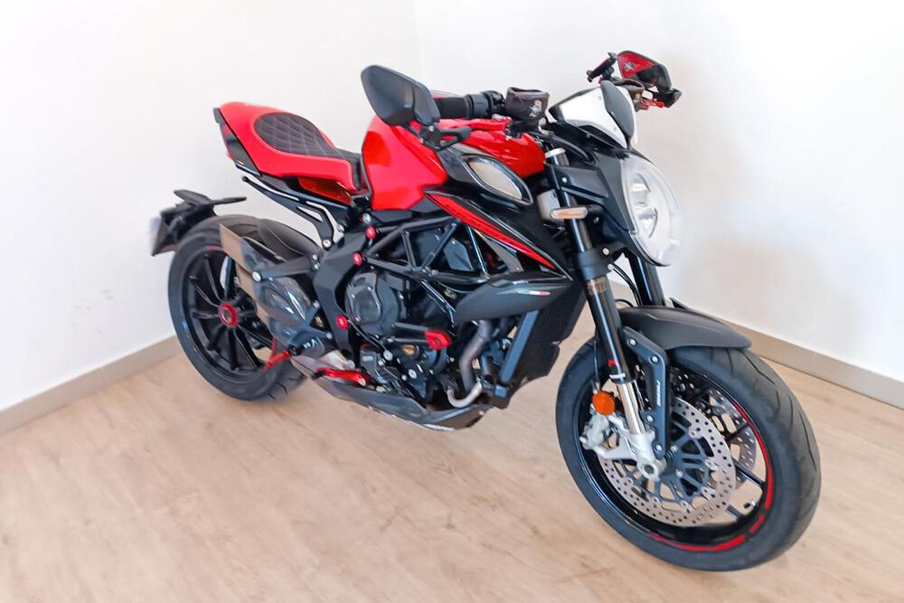 MV Agusta Dragster 800 Rosso (2021 - 23) (5)