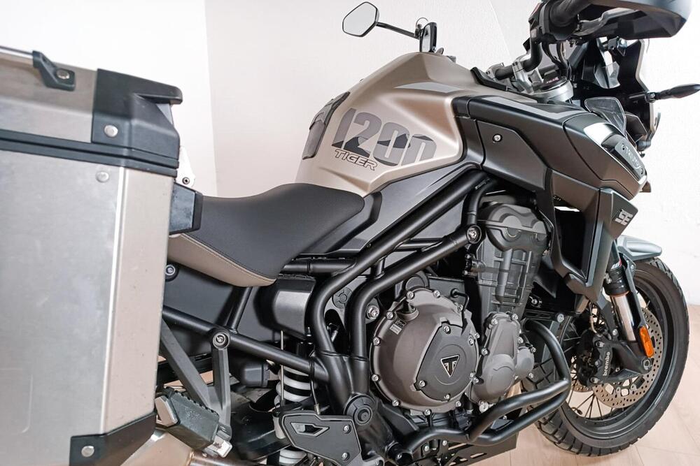 Triumph Tiger 1200 Desert Edition (2020) (4)