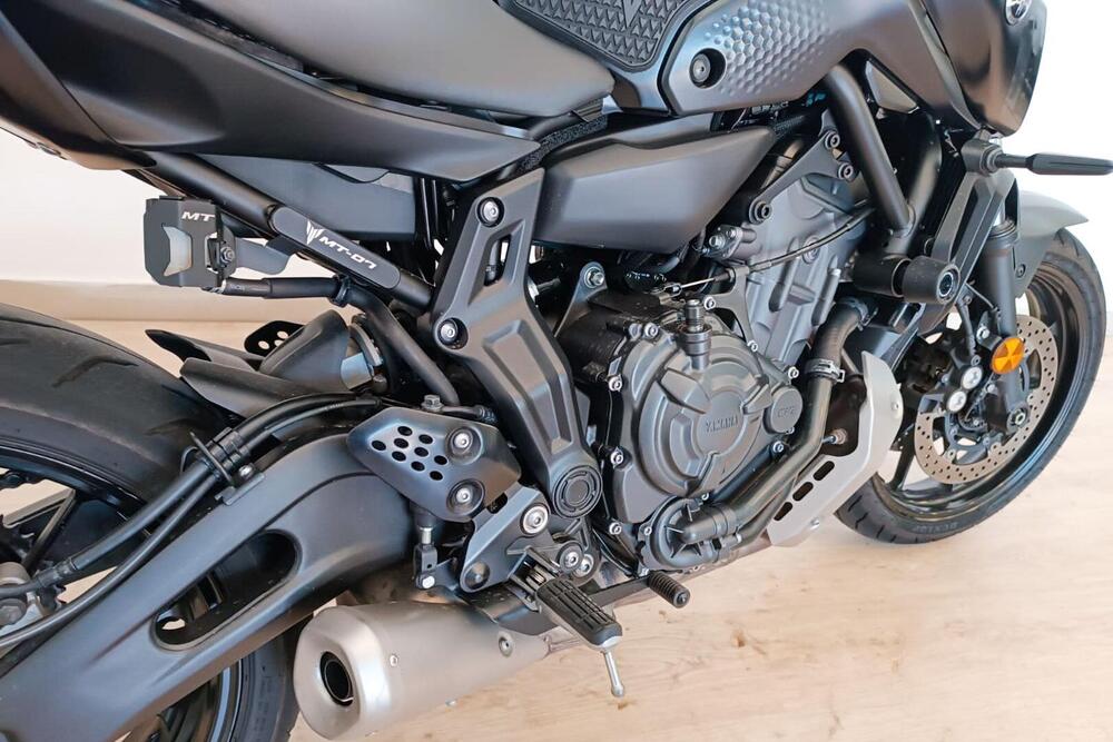 Yamaha MT-07 (2014 - 16) (4)