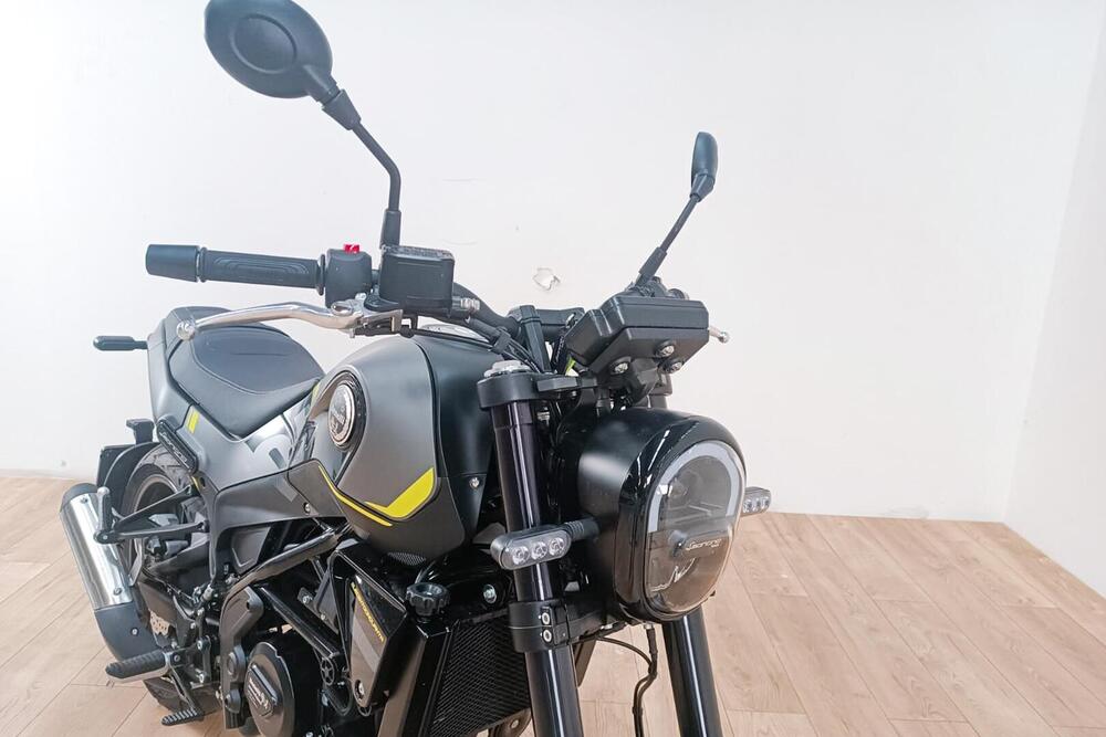 Benelli Leoncino 250 (2019 - 20) (5)