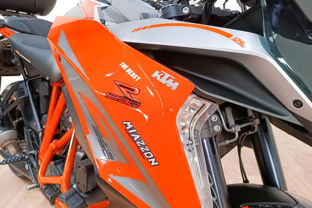 KTM 1290 Super Duke GT ABS (2016 - 18) (5)