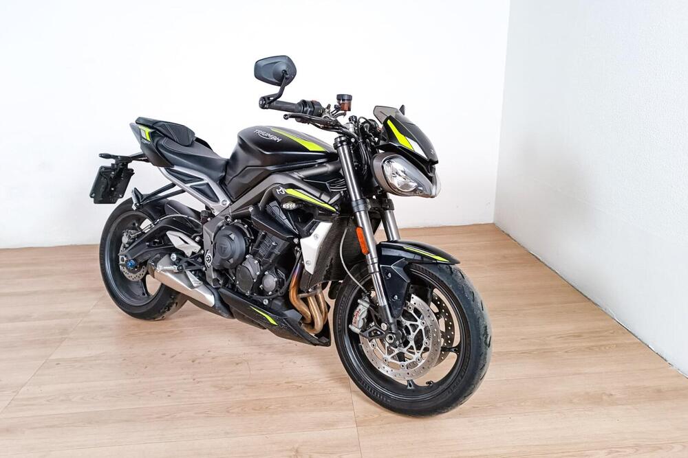 Triumph Street Triple 765 RS (2023 - 24) (2)