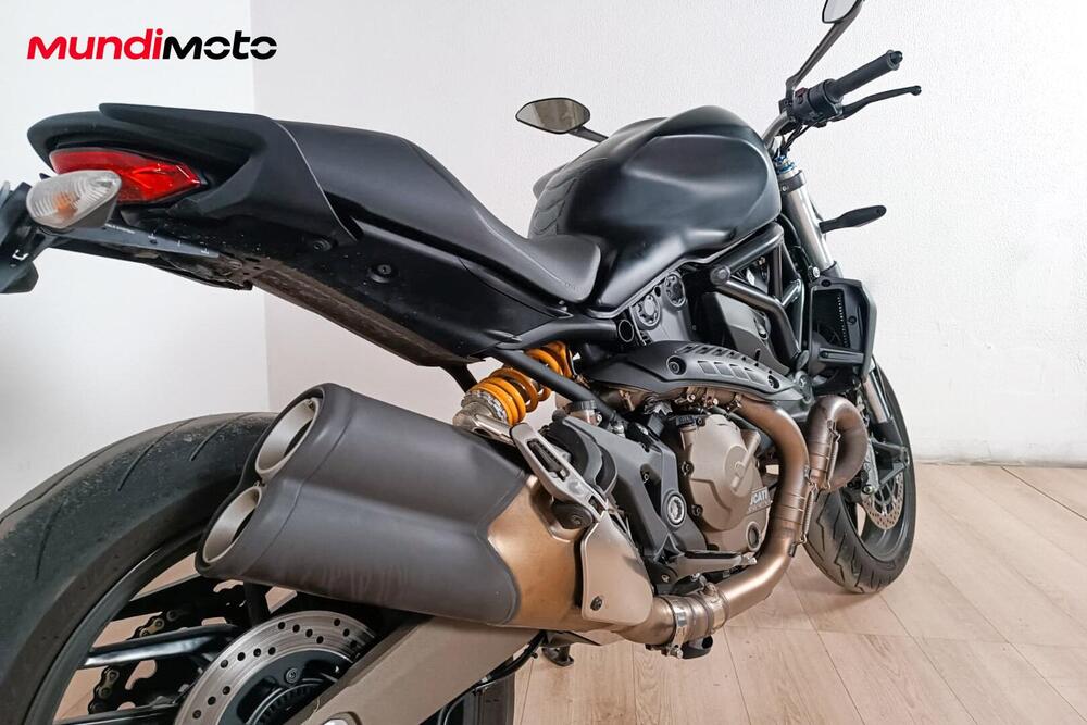 Ducati Monster 821 Dark ABS (2014 - 16) (4)