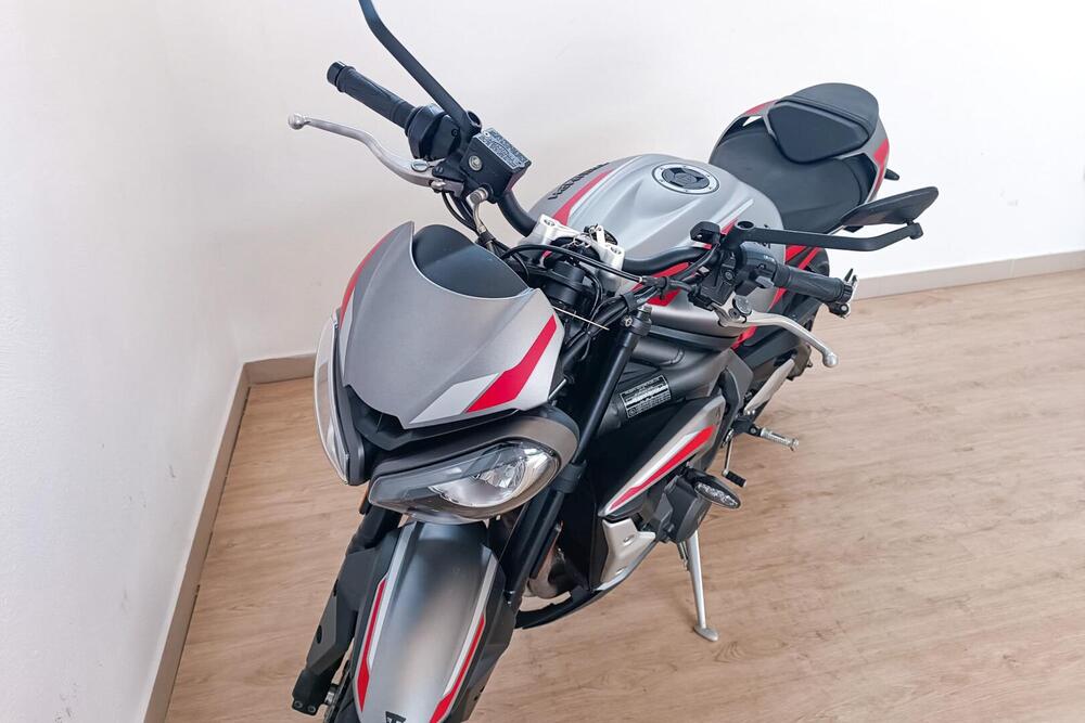 Triumph Street Triple 765 R (2023 - 24) (5)