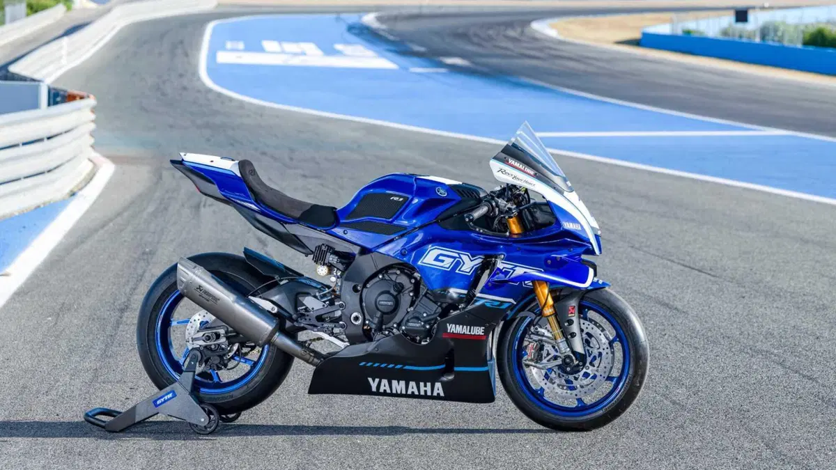R1 Race e R1 GYTR, il cuore racing di Yamaha (2)