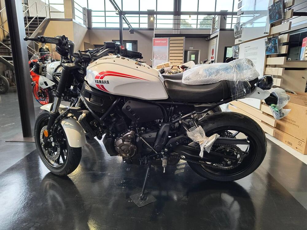 Yamaha XSR 700 (2022 - 24) (2)