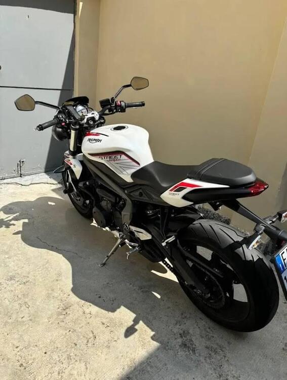 Triumph Street Triple S (2020 - 23) (3)