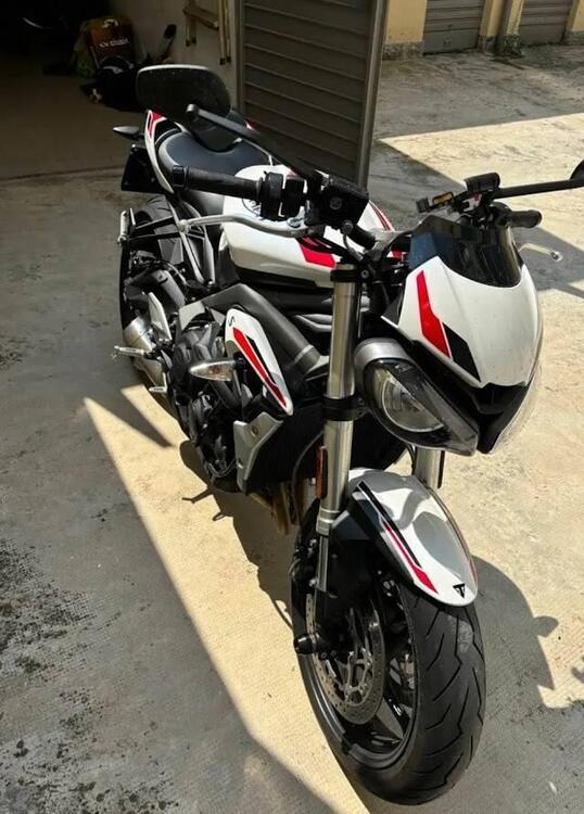 Triumph Street Triple S (2020 - 23) (4)