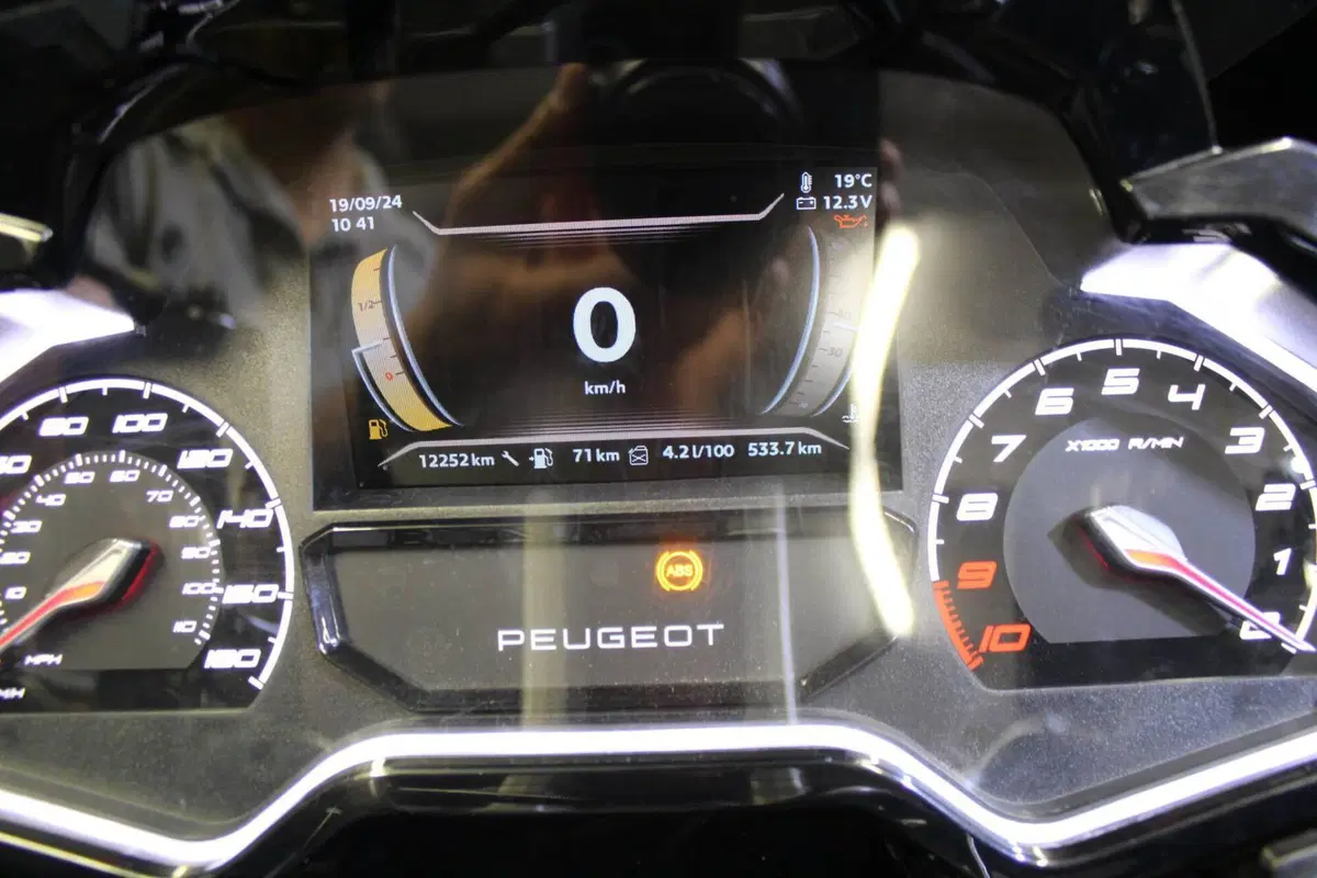 Peugeot XP400 GT (2023 - 24) (3)