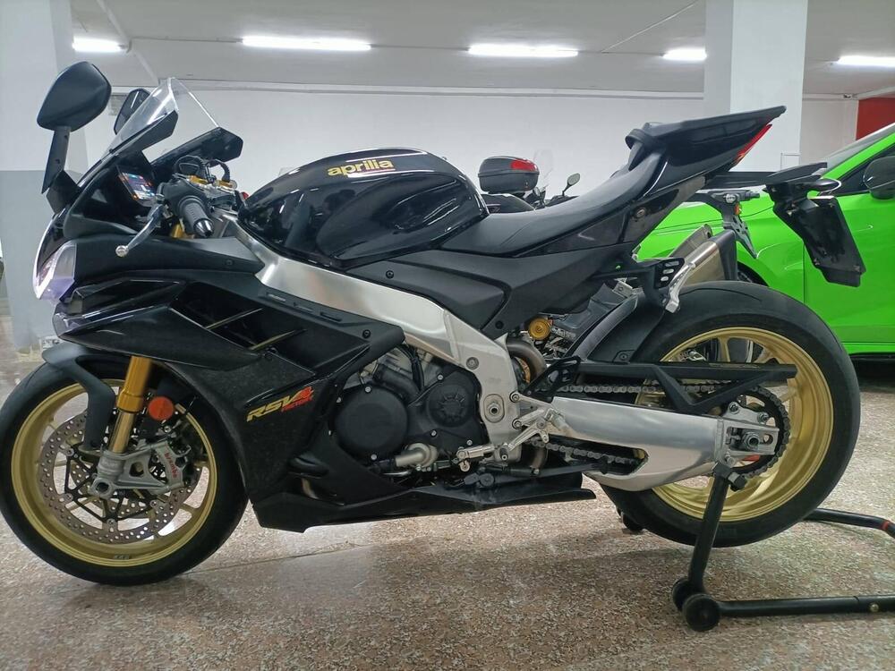 Aprilia RSV4 1100 Factory (2021 - 24) (5)