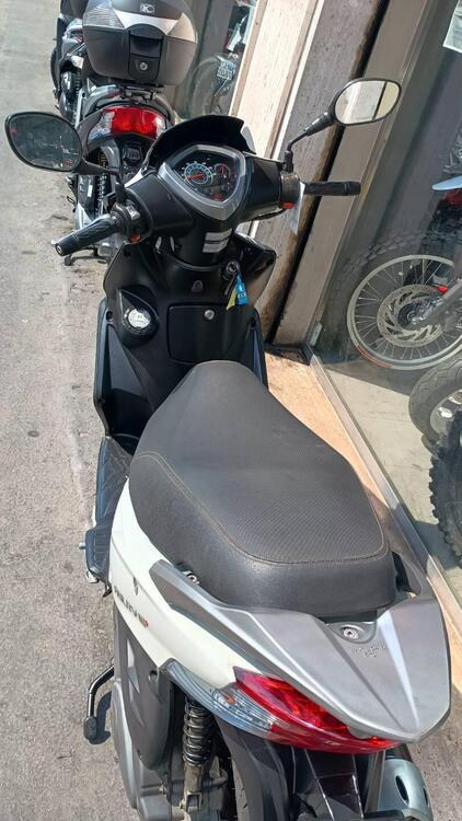 Kymco Agility 125 R16 + (2021 - 24) (4)