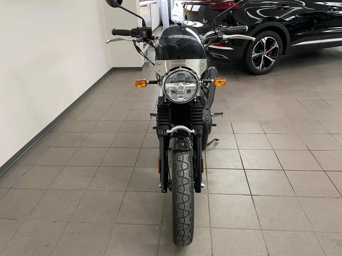Royal Enfield Interceptor 650 (2021 - 26) (2)