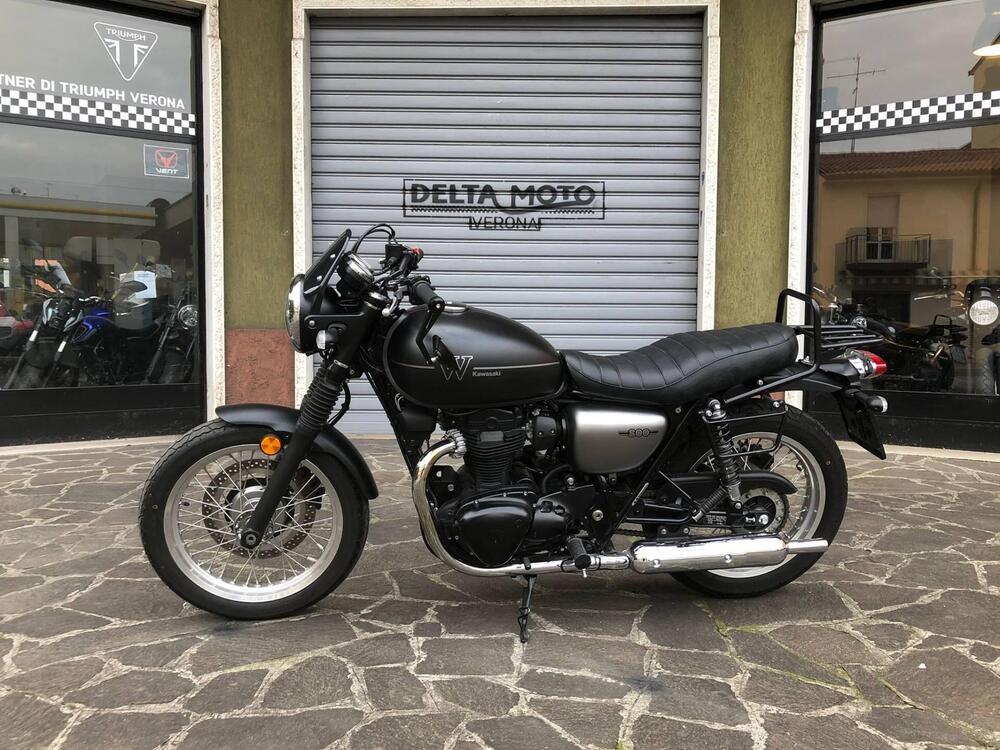 Kawasaki W 800 (2021 - 25) (5)