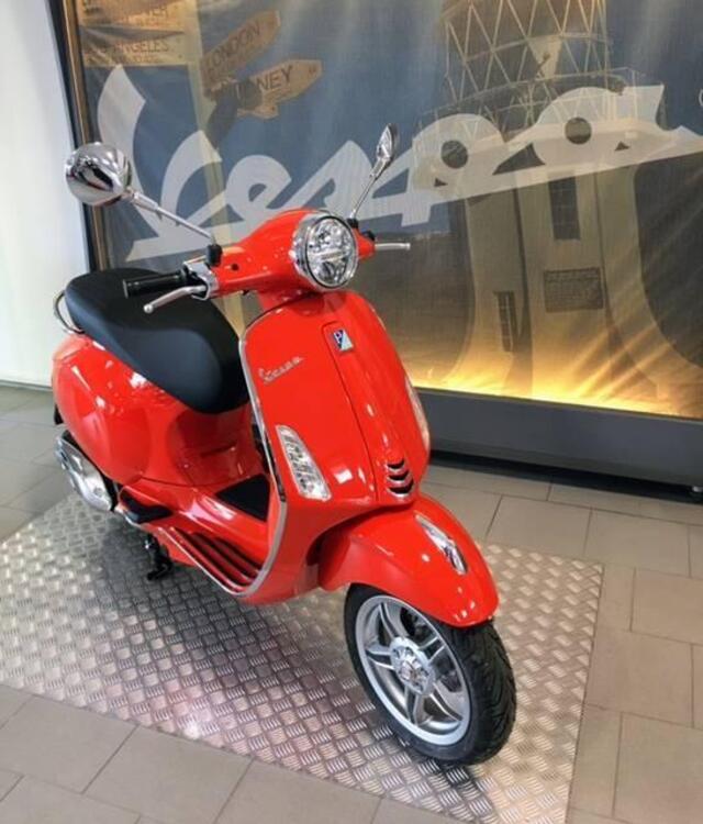 Vespa Primavera 125 (2024)