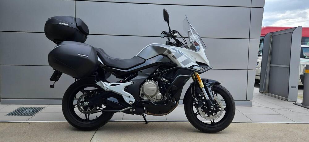 CFMOTO 650MT (2021 - 24)