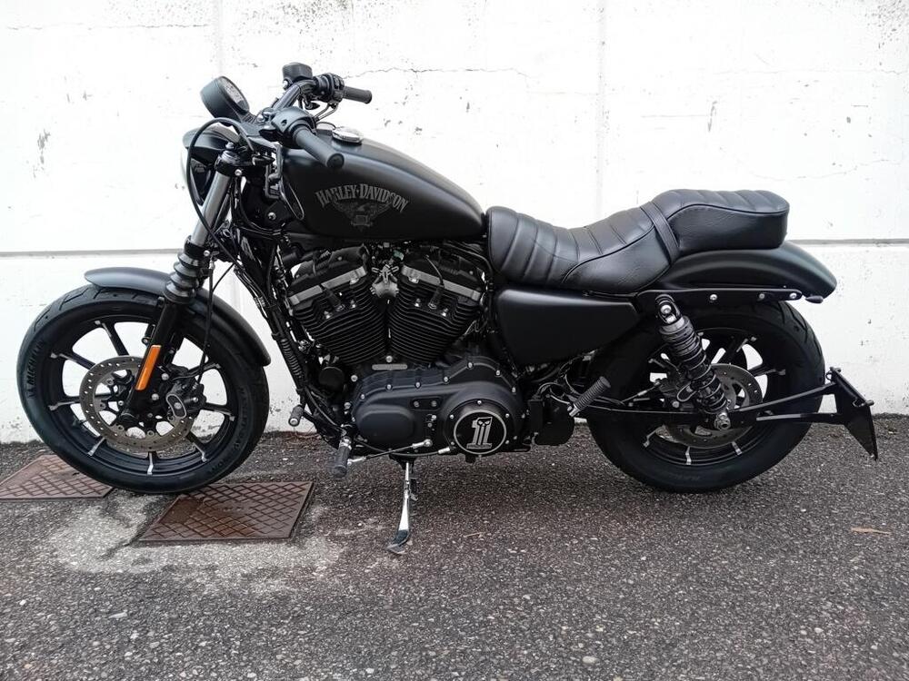 Harley-Davidson 883 Iron (2017 - 20) - XL 883N (2)