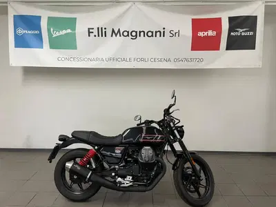 Moto Guzzi V7 850 Stone Special Abs (2021) usata