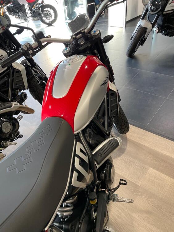 Ducati Scrambler 800 Icon (2023 - 24) (2)