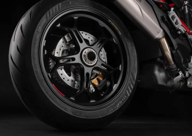 Ducati Multistrada V4 Multistrada V4 Pikes Peak (2025 - 26) (14)