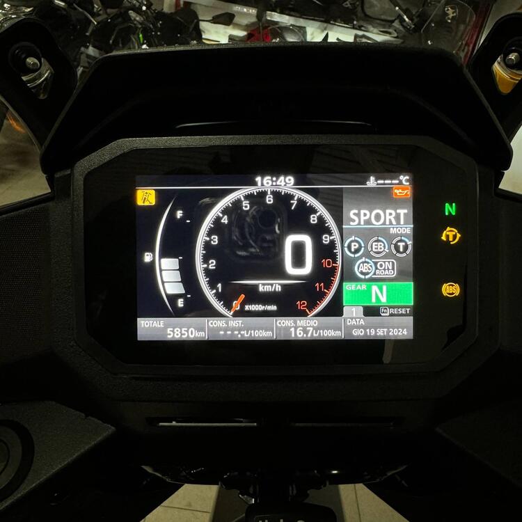 Honda Transalp XL750 (2023 - 24) (4)