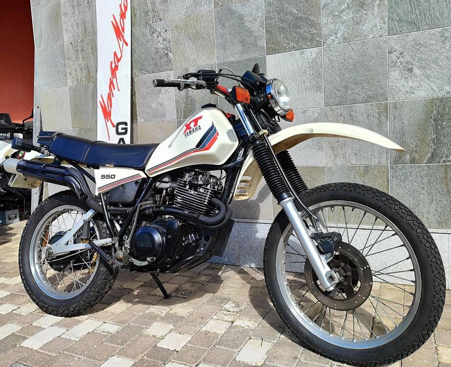 Yamaha XT 550