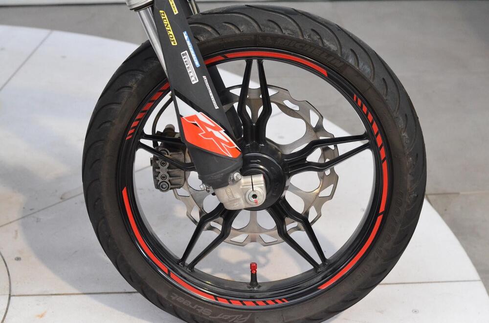 Betamotor RR 125 4T Motard LC (2010 - 17) (4)