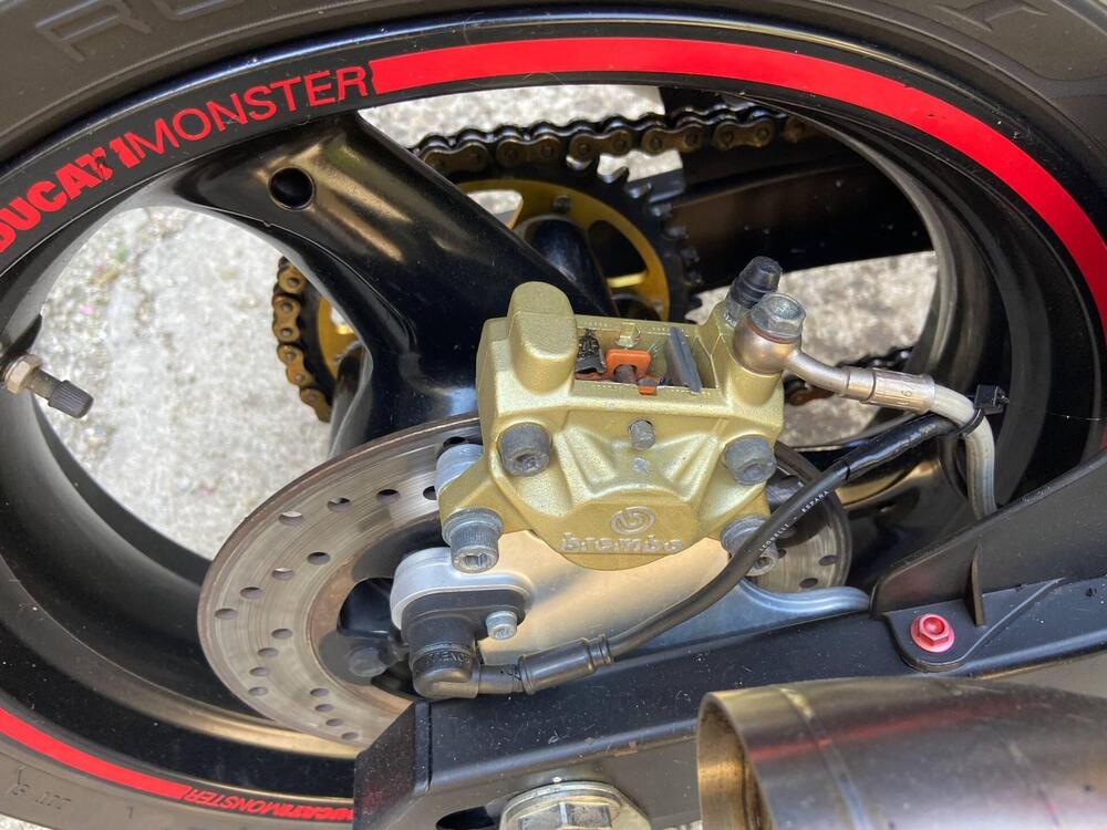 Ducati Monster 695 (2006 - 08) (2)