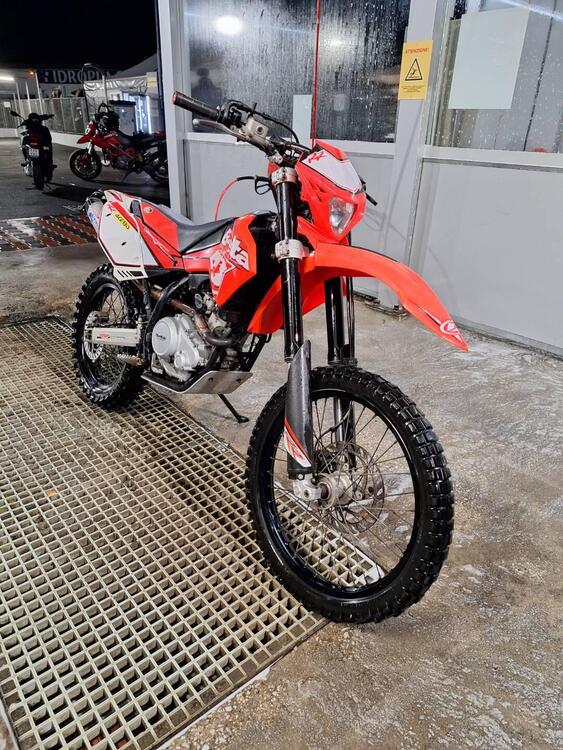 Betamotor RR 125 4T Enduro LC (2010 - 15) (2)