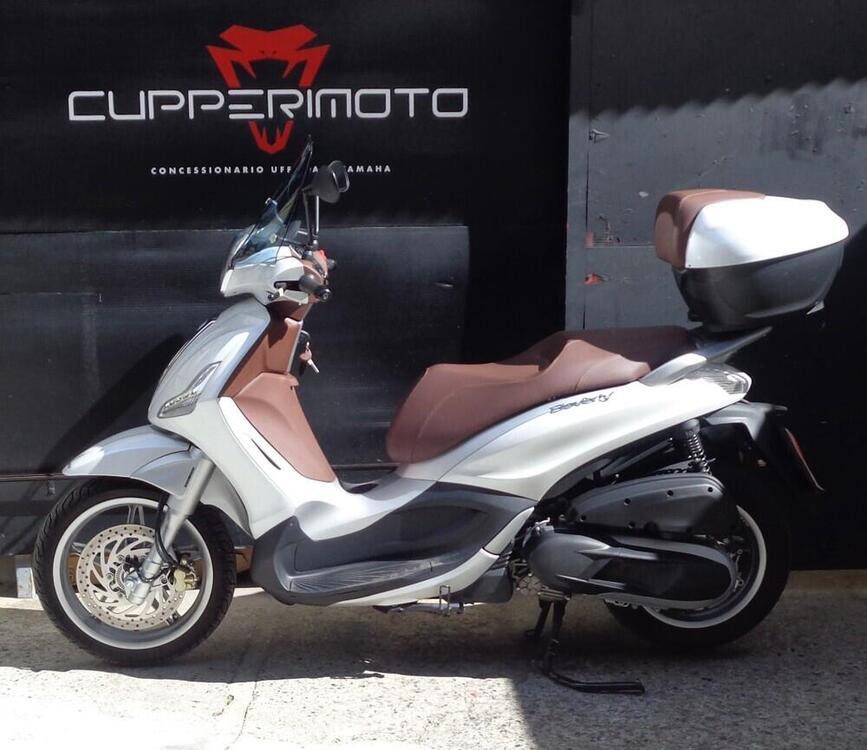 Piaggio Beverly 350 ABS (2016 - 20) (5)