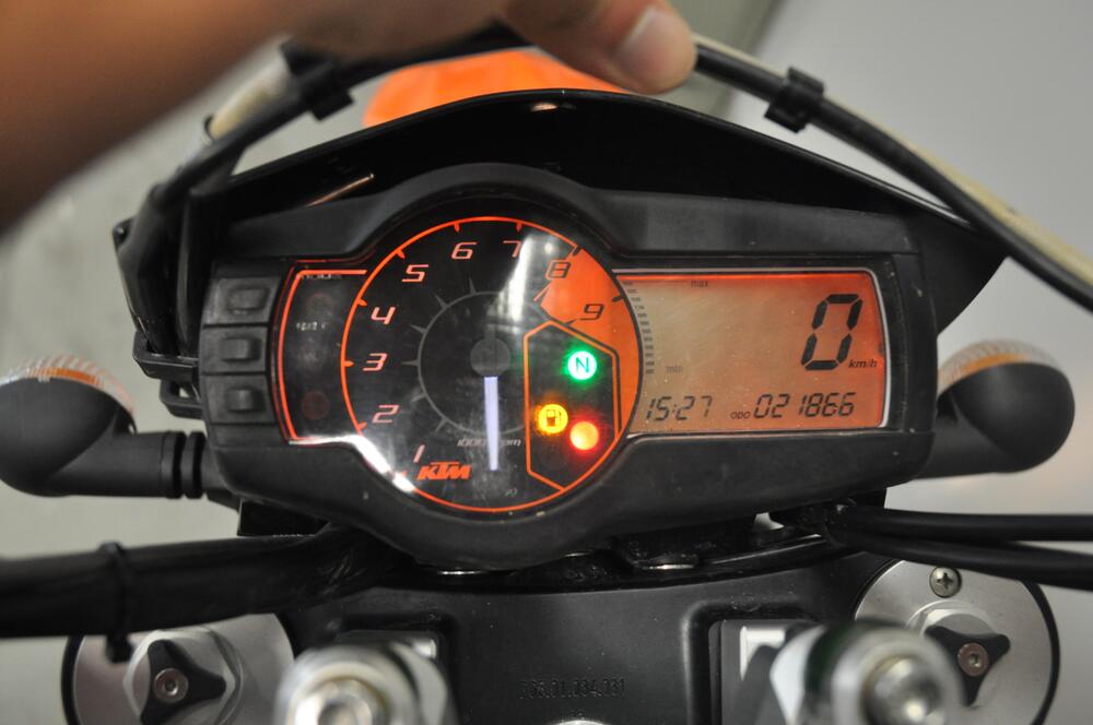 KTM 690 Enduro R (2012 - 17) (4)