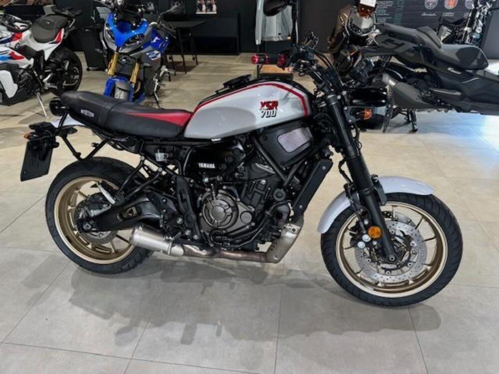 Yamaha XSR 700 XTribute (2021) (5)