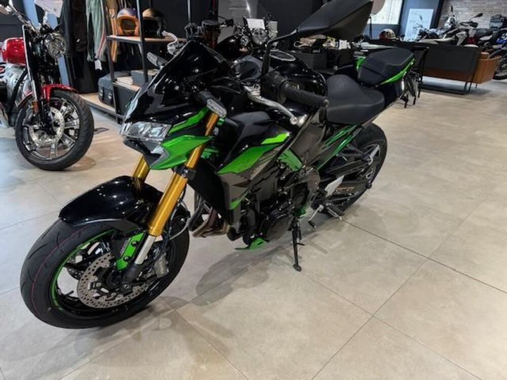 Kawasaki Z 900 SE Performance (2023 - 24) (4)