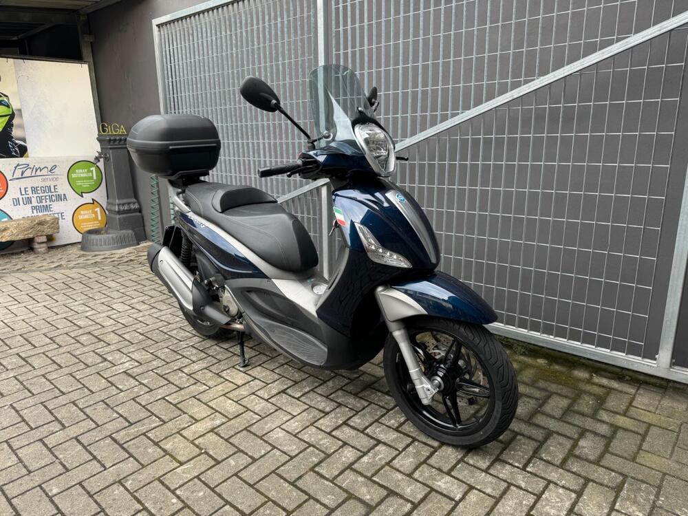 Piaggio Beverly 350 SportTouring ie (2011 - 15) (2)