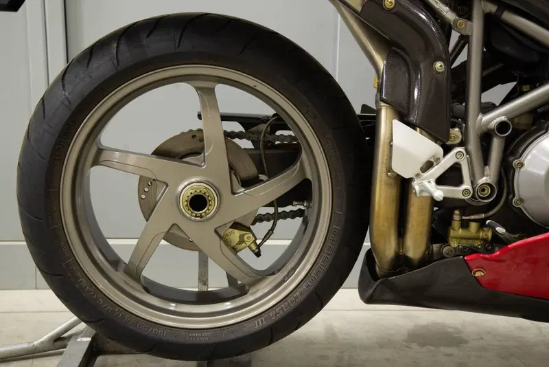 Ducati 998 R (2002) (12)