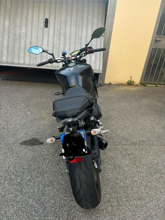 Yamaha MT-09 (2017 - 20) (4)