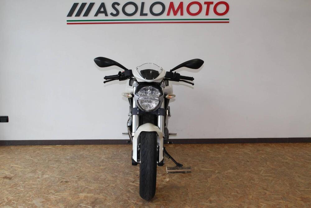 Ducati Monster 696 Plus (2007 - 14) (2)