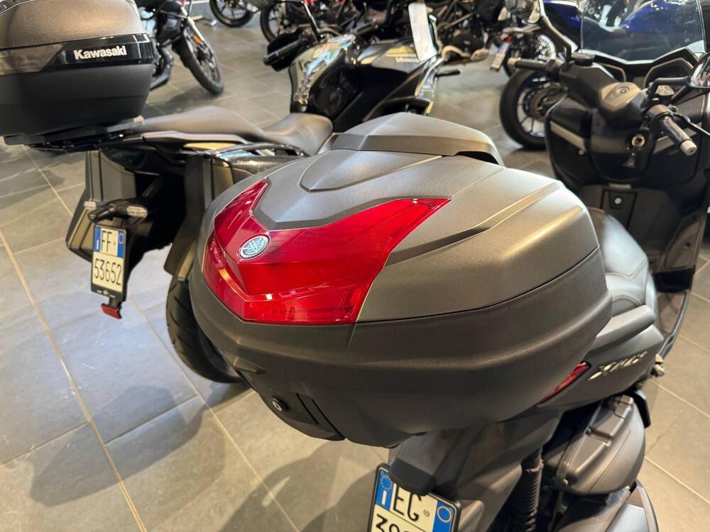 Yamaha X-Max 400 ABS (2017 - 20) (4)