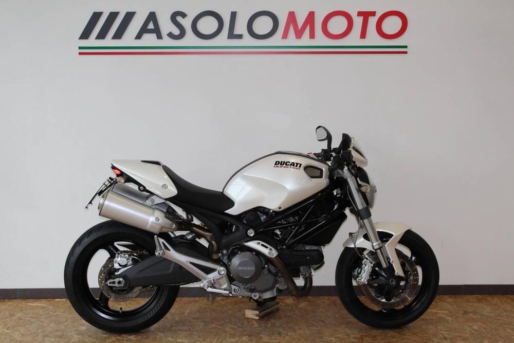 Ducati Monster 696 Plus (2007 - 14) (3)