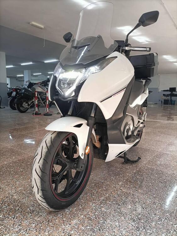 Honda Integra 750 DCT (2016 - 17) (3)