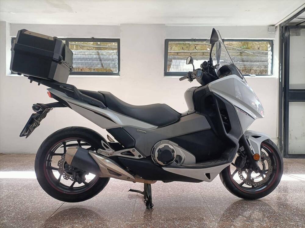 Honda Integra 750 DCT (2016 - 17) (4)