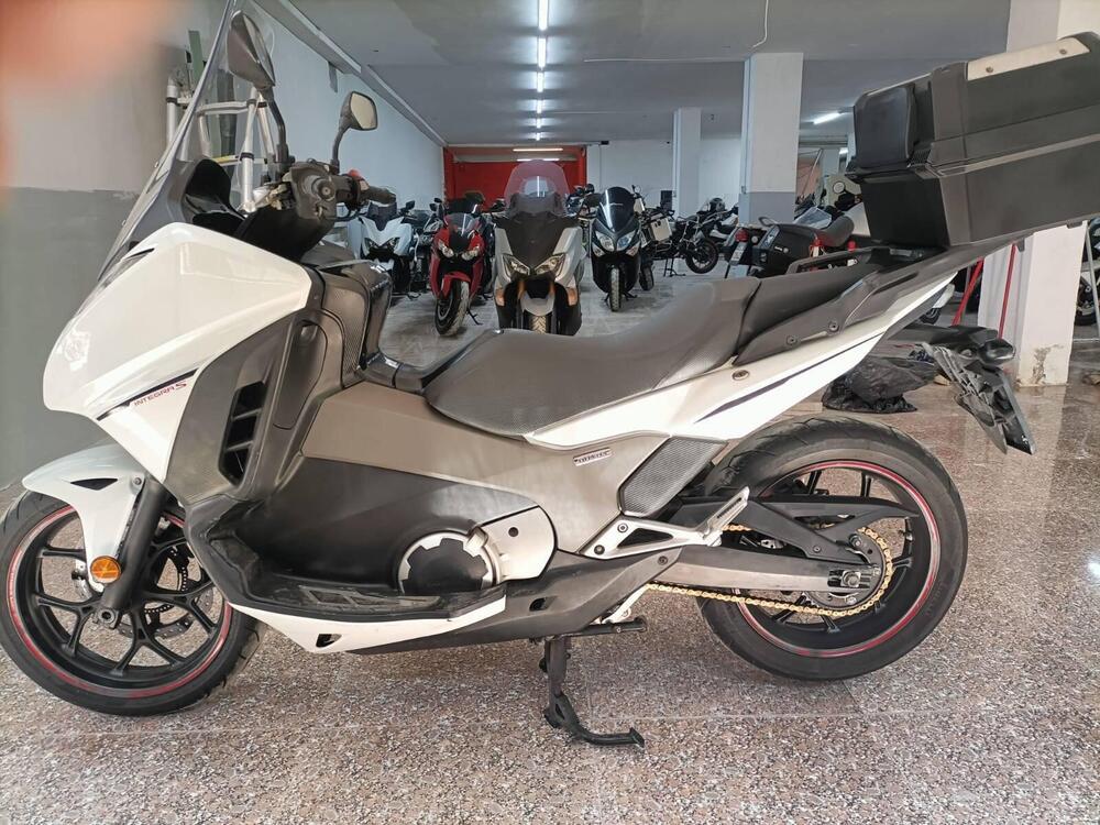 Honda Integra 750 DCT (2016 - 17) (5)