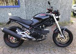 Ducati Monster 600 Dark (1998 - 01) usata