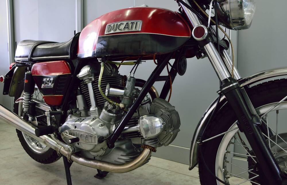 Ducati 750 GT (3)