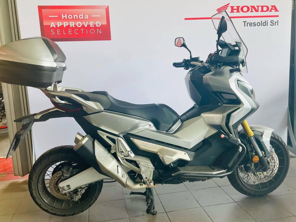 Honda X-ADV 750 (2017) (2)