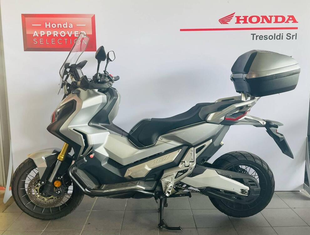 Honda X-ADV 750 (2017) (3)