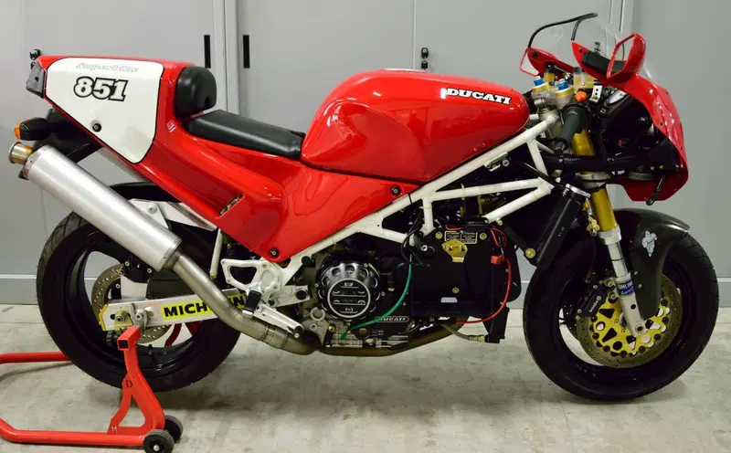 Ducati 851 SP3 (2)