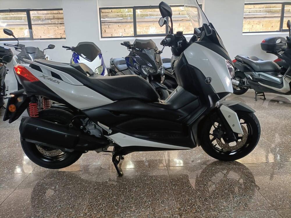 Yamaha X-Max 300 ABS (2017 - 20) (3)